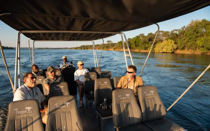 1/2 day Zambezi sunset dinner cruise – Victoria falls