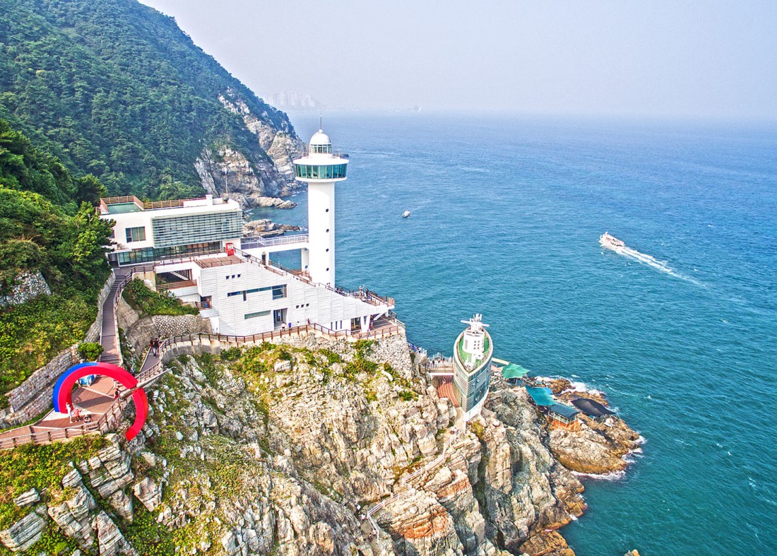 Busan Highlights Private Transport Tour (9 passengers max)