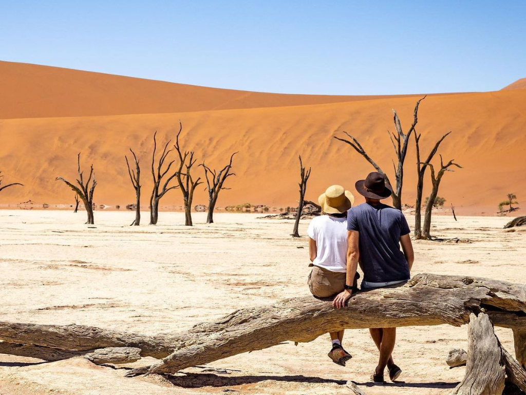2-Day Sossusvlei & Deadvlei Safari Tour – Explore with Knap Tours