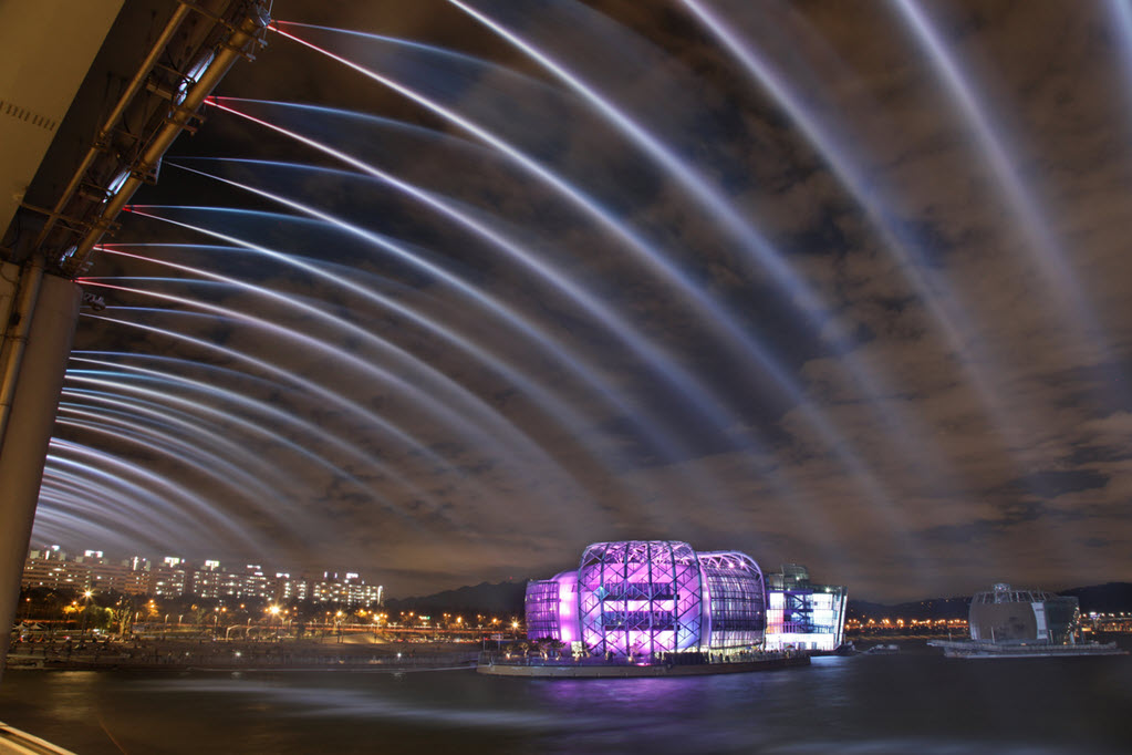Seoul Nightlife Tour : Royal Palace Tour, Chimaek Adventure, Romantic Summer Night Cruise with Music, Han River Sightseeing