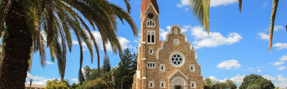 6 day Cape Town , Aquila safari & Sossuvlei tour