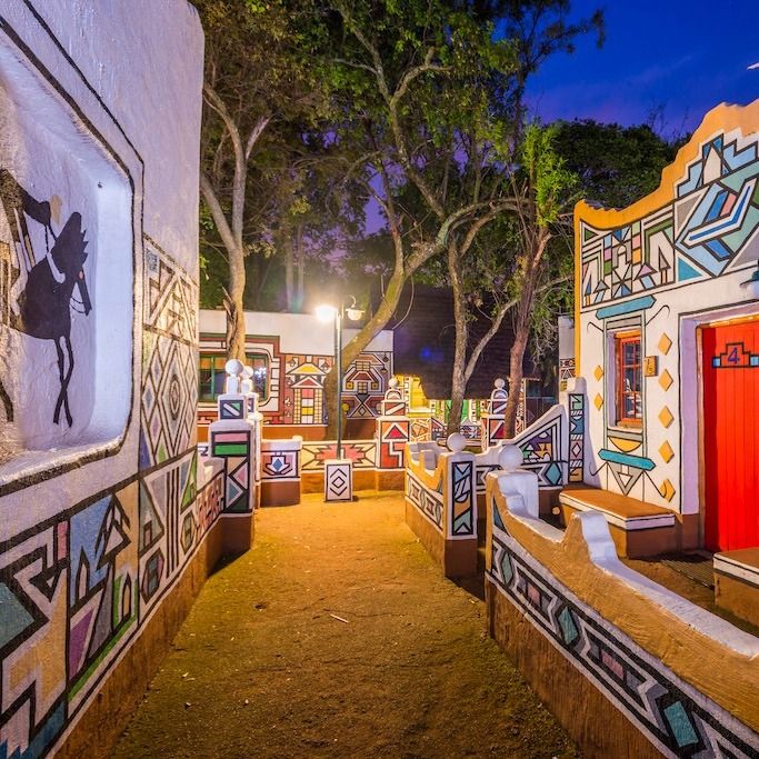 Cultura de la Aldea Lesedi y safari en el Parque de Leones – 1 día