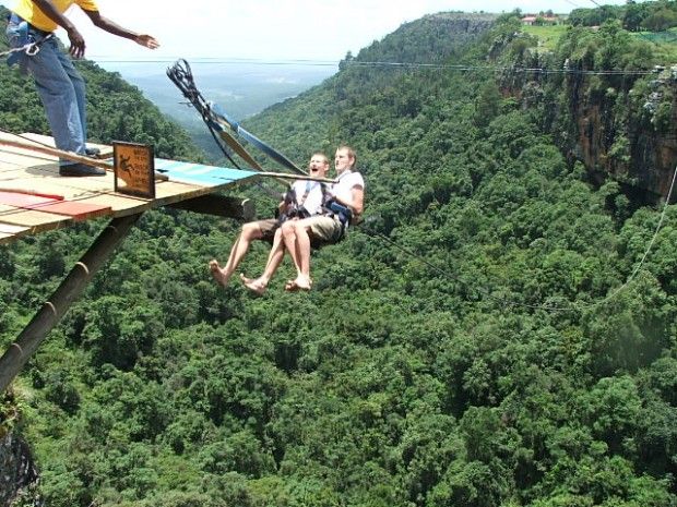 Aventura Definitiva de Columpio y Tirolesa en el Desfiladero – Medio Día