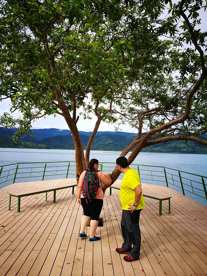 Aventura en el Parque Nacional Arenal (Senderos Península y Coladas + Paseo en Bote) - Foto 3