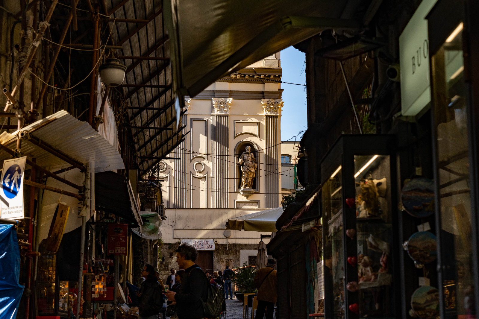 NAPLES HYSTORICAL CENTRE  with UNDERGROUND RUINS complete guided tour (ita/engl/span) - Photo 16