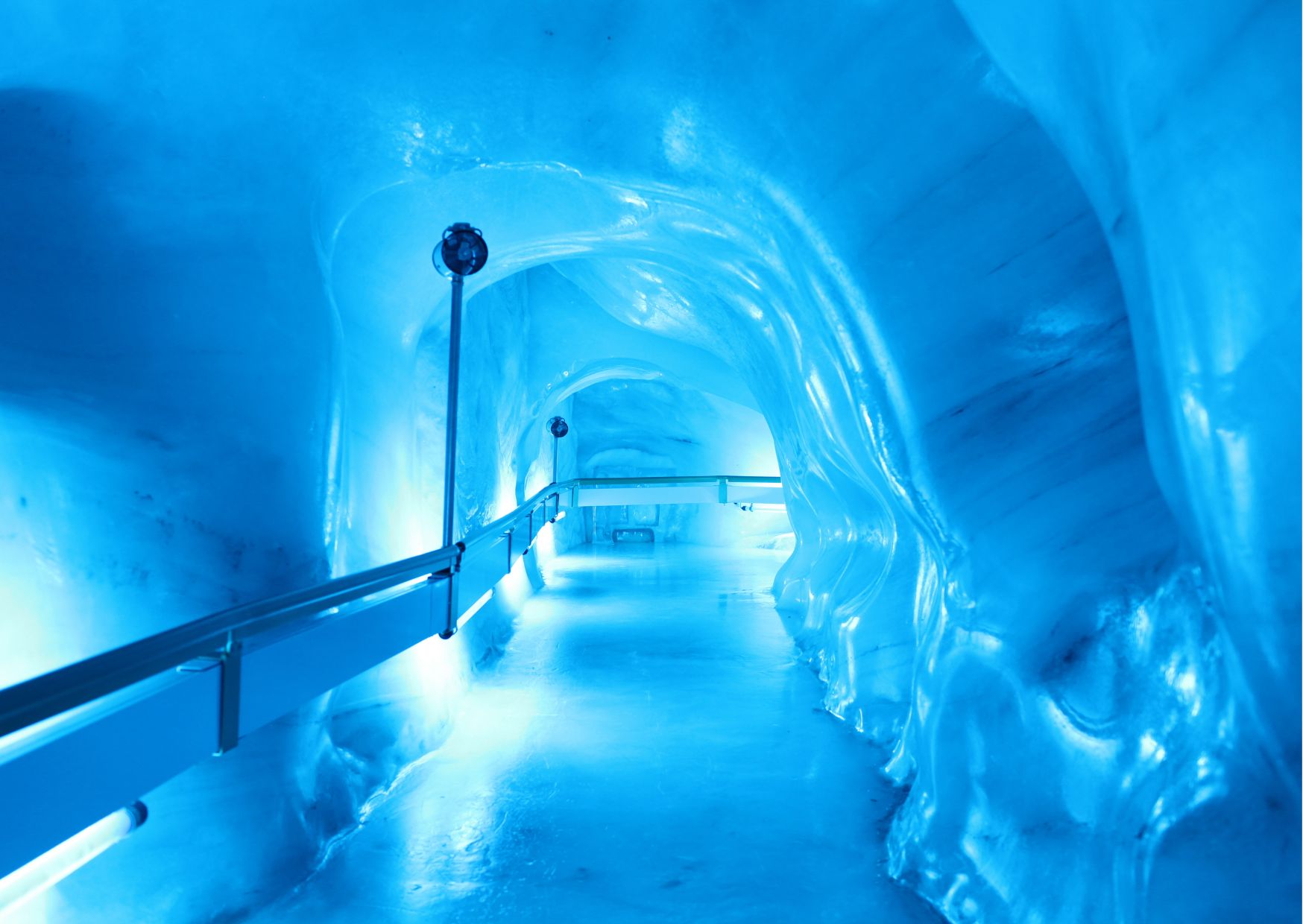Small Group Tour to Mount Titlis & Interlaken by Car from Lucerne - Photo 4