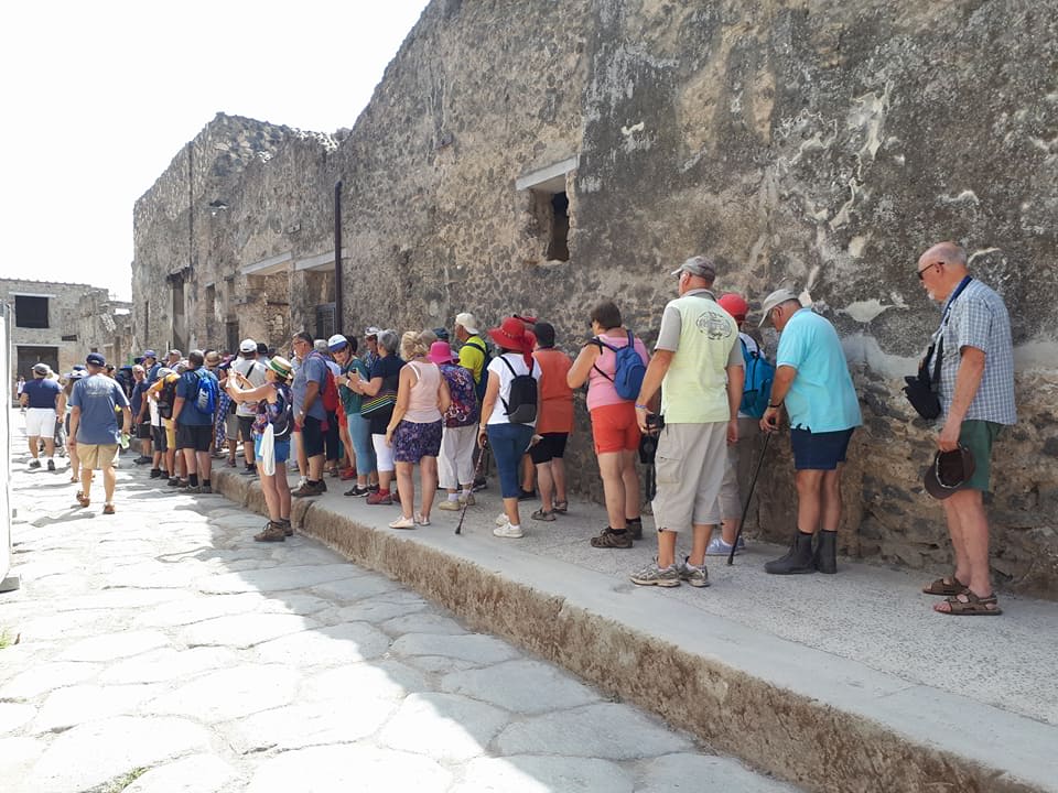 POMPEII RUINES PRIVATE guided tour with transfer service (up to 4 persons) - Photo 10