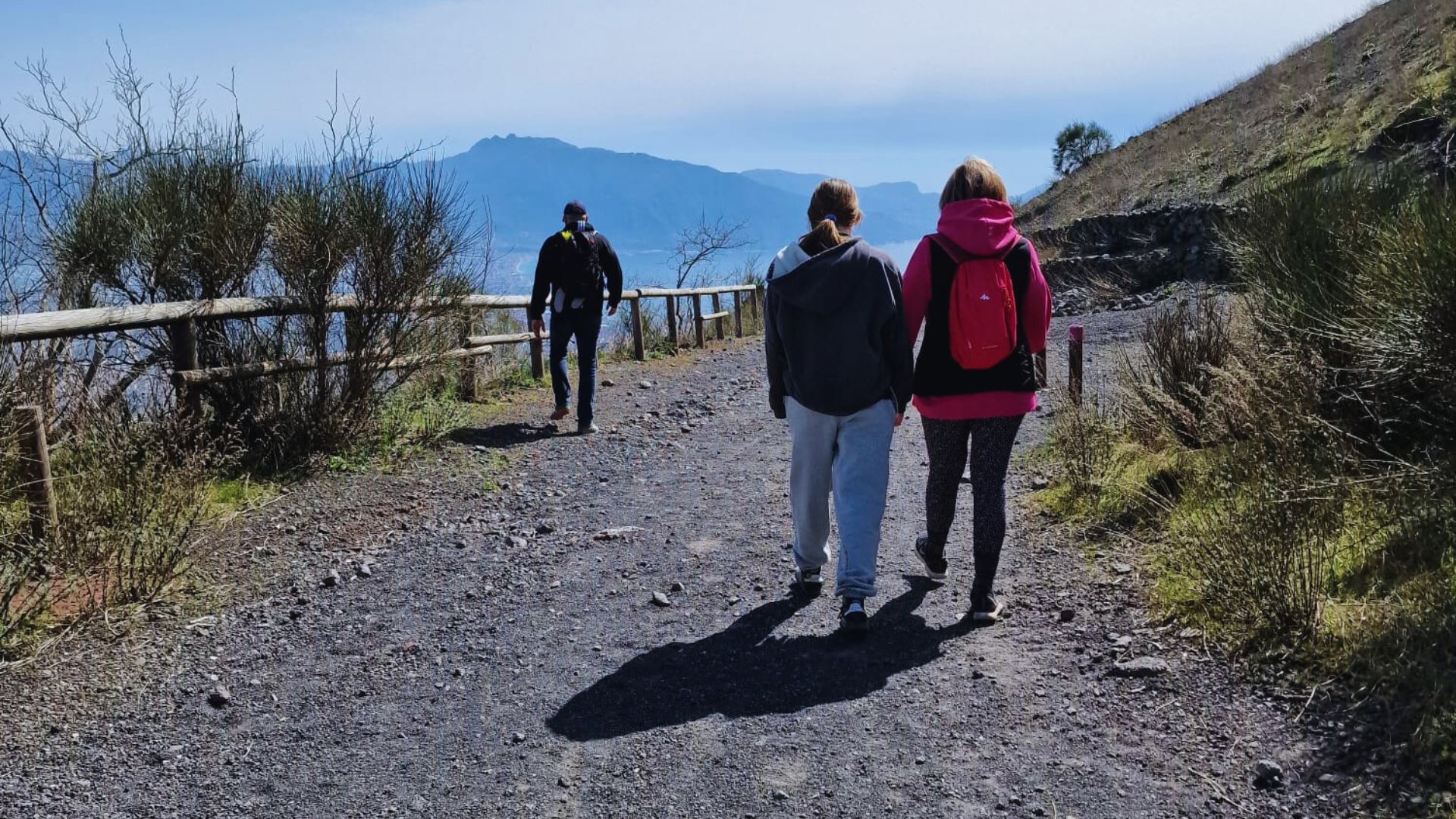 Naples: e-bike rental on Mount Vesuvius with crater access - Photo 8