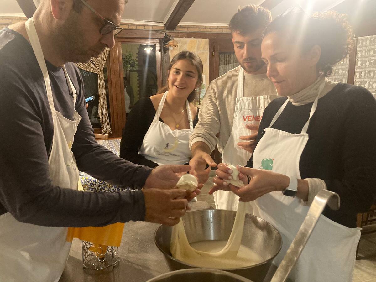 Amalfi Coast Cooking Class: Make Pasta, Mozzarella & Tiramisu with Wine   - Photo 8