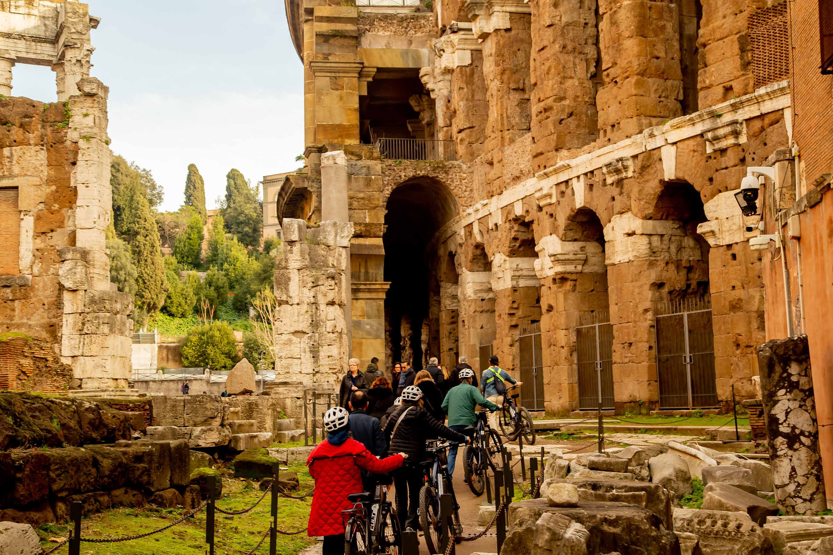 Roma'da Bir Gün e-bisiklet Turu ve Öğle Yemeği ile