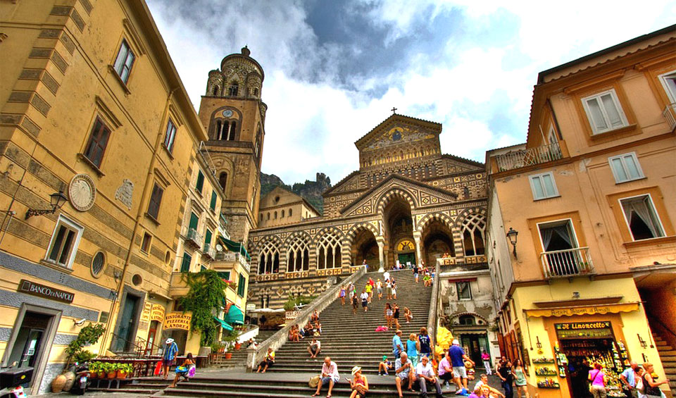 POMPEII & AMALFI – VIP tour/Small group