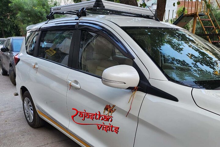 Private Transfer: Jodhpur to Udaipur (One Way) - Sedan/SUV Private Transfer: Jodhpur to Udaipur (One Way) – Sedan/SUV