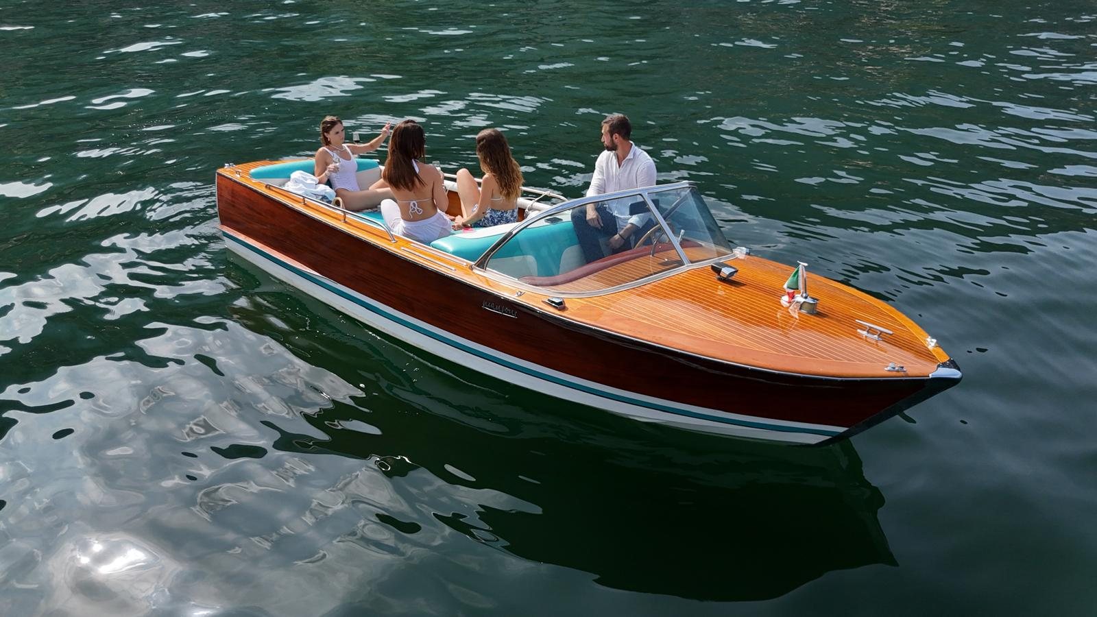 Lake Como: Private Wooden Boat Tour, 6 hours — Go further