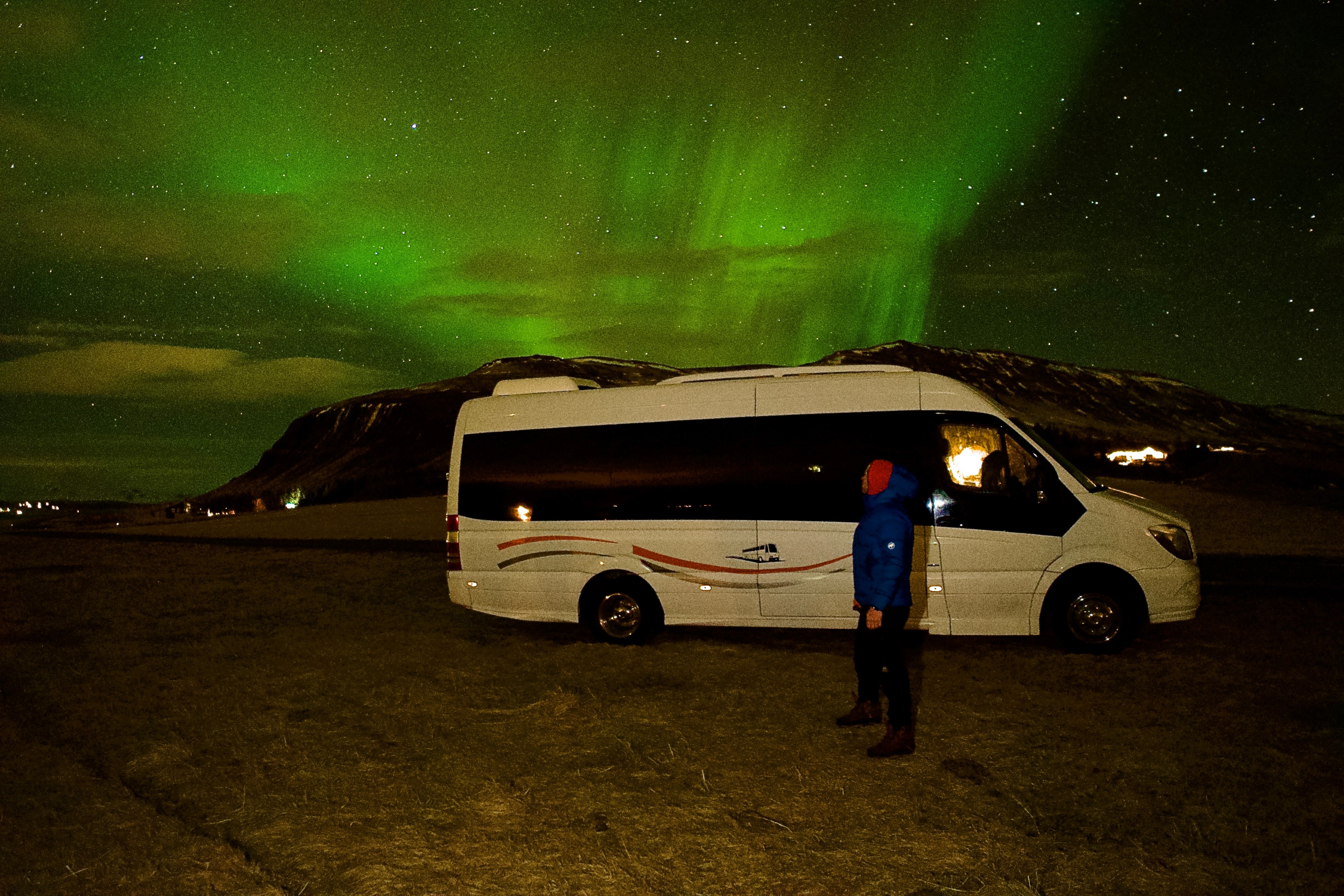 Northern Lights Tour small group with professional photos included, hot chocolate and cookies – photo 5