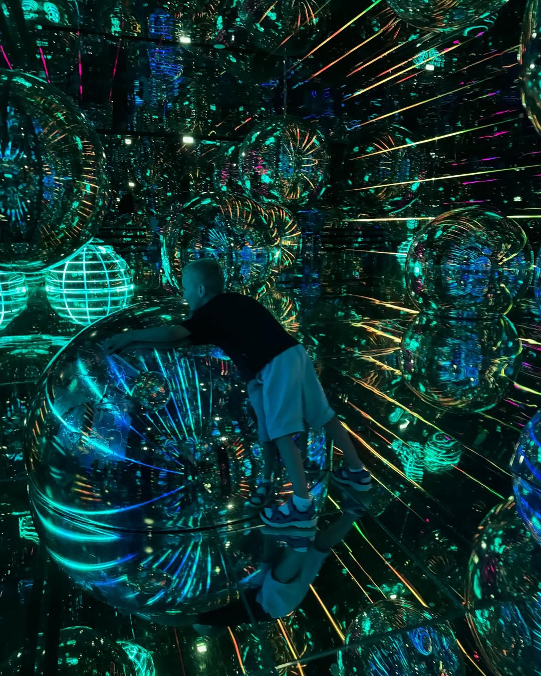 AYA The Universe	 – Image 4 | WeShare