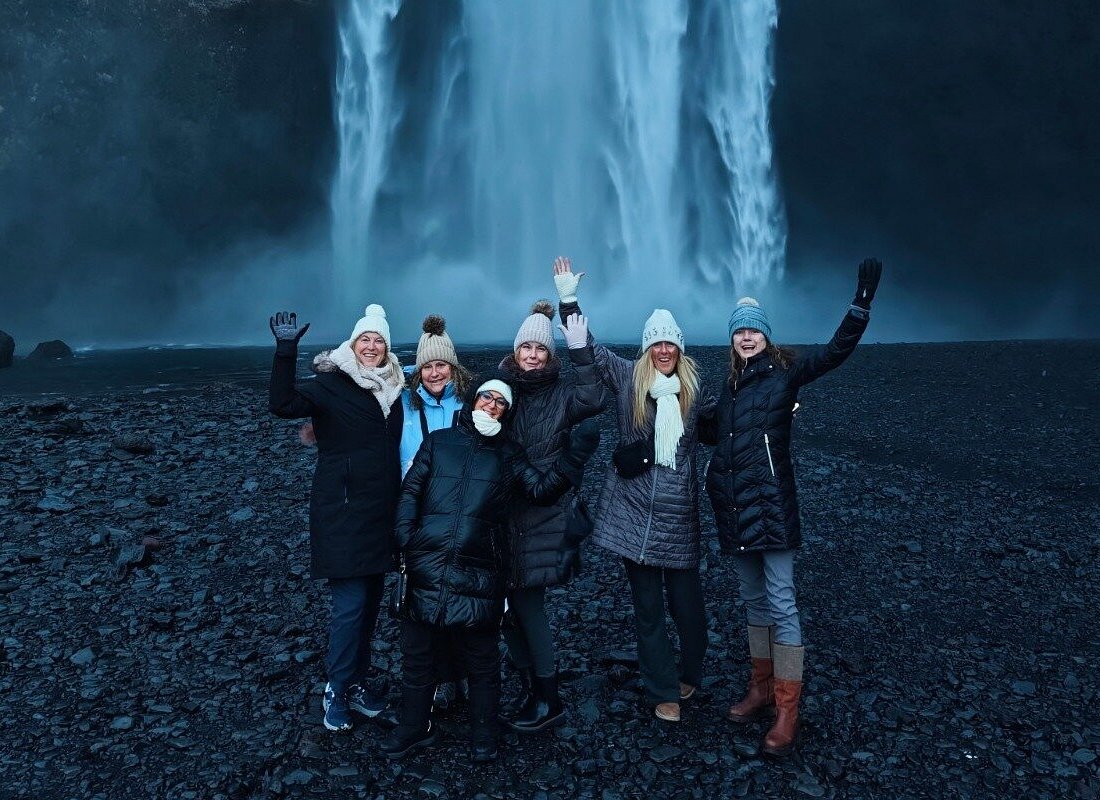 Private Combo Tour from Reykjavik: Golden Circle and South Coast