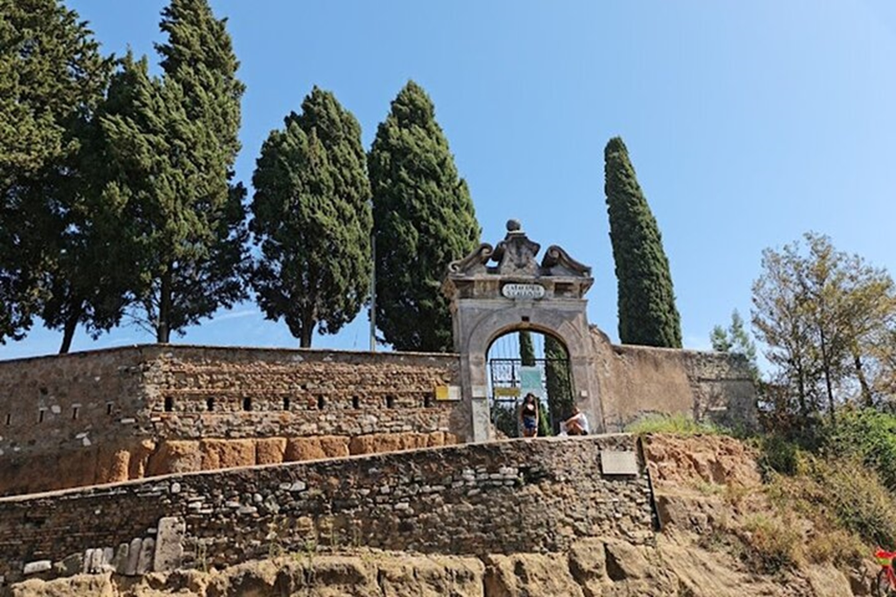 PRIVATE Golf Cart Tour of Rome City Center | Upgrade option available: Catacombs Visit - Photo 15