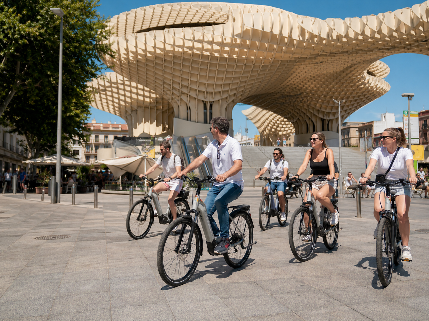 Seville  E-Bike Tour: Top Seville's Monuments