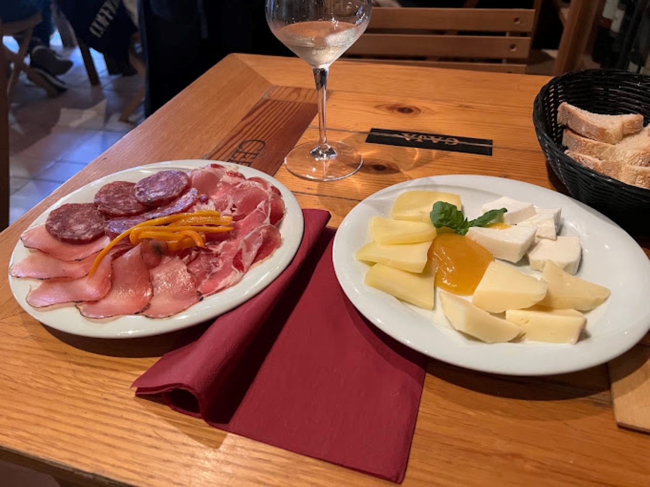 Experience Rome: Exclusive Wine Tasting in the city center! - Photo 7