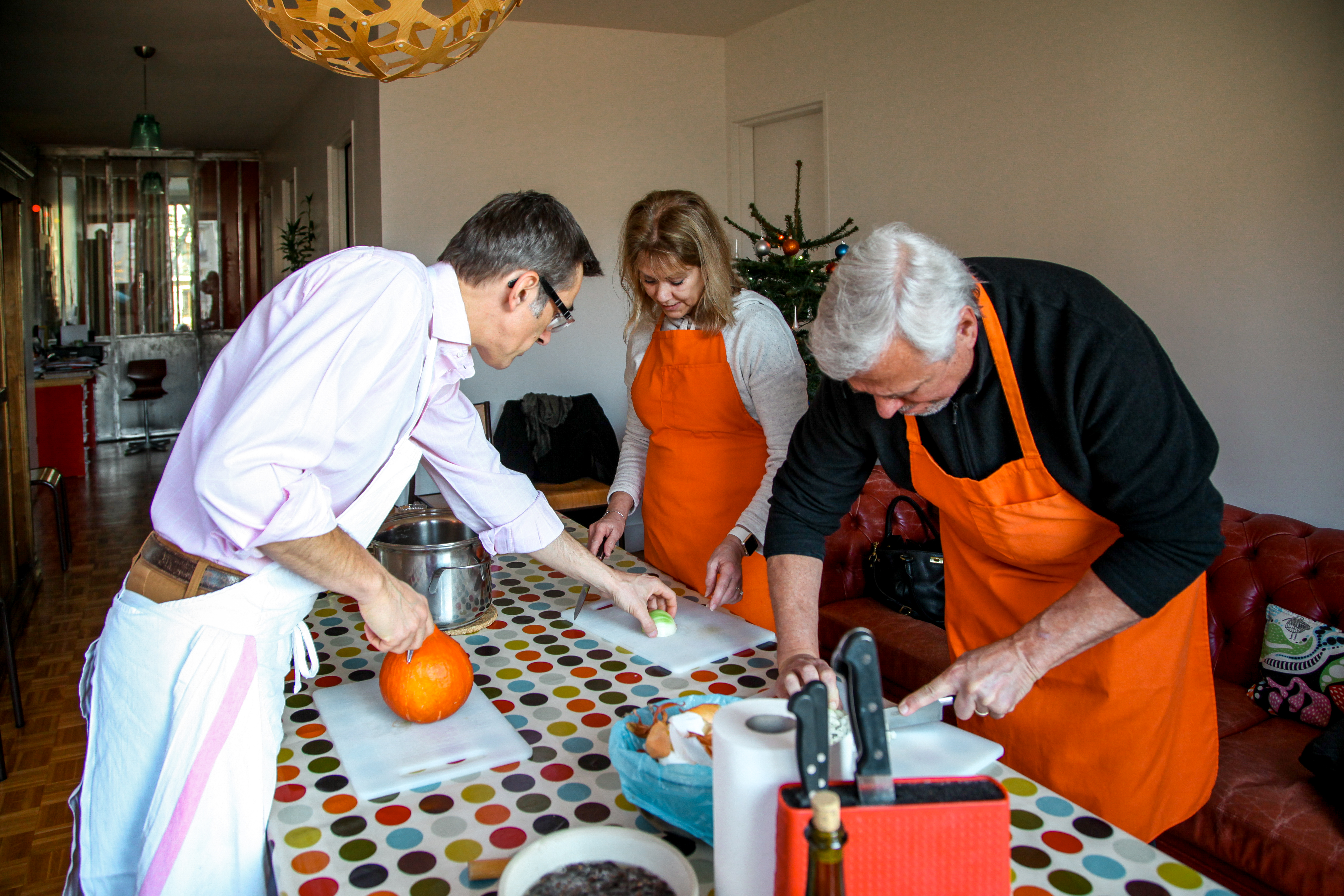 Traditional Christmas Dinner Cooking Class with Market Visit - Photo 9