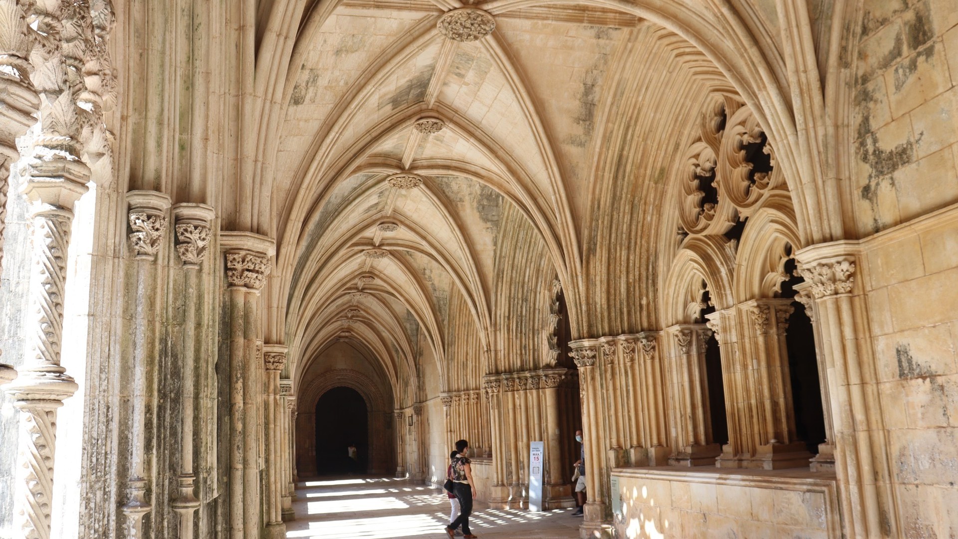 Private Convent of Christ, Fátima walk & Batalha Monastary Tour - Photo 15