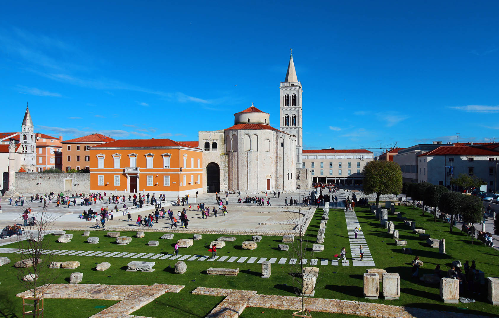 Group TIP History Walking Tour - Zadar Old Town - Photo 7