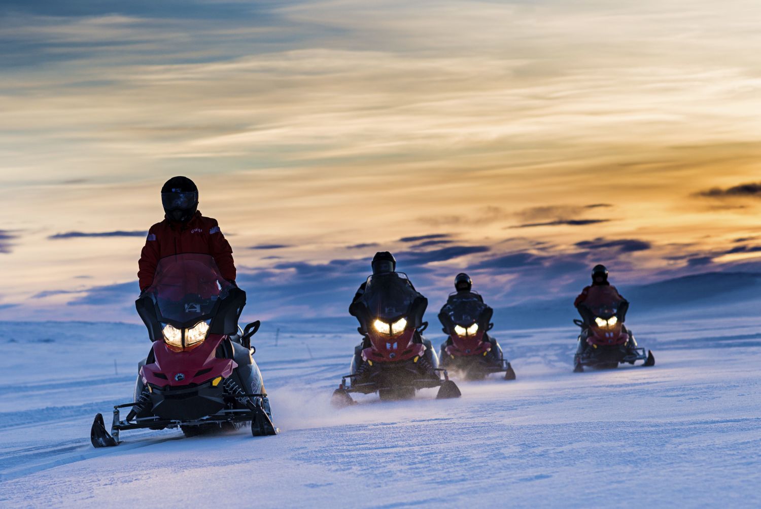 Private Snowmobile 2-hour Expedition Levi