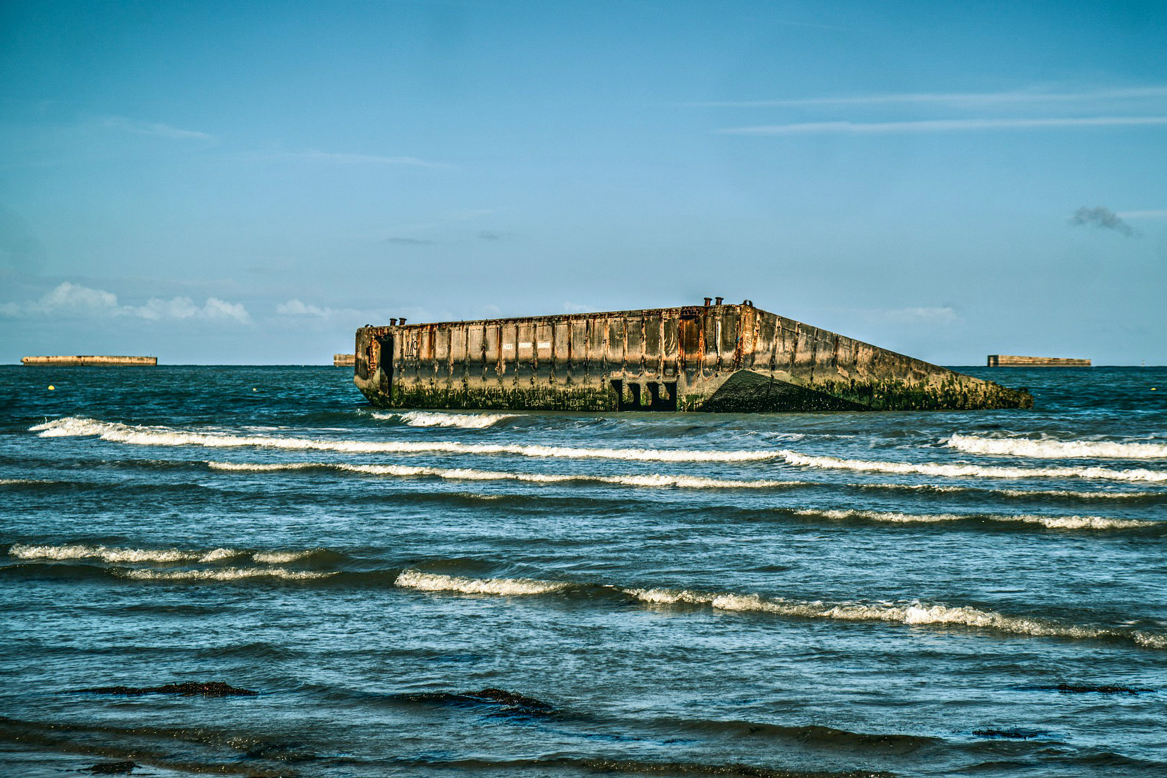 3-day Normandy, D-Day, Mont Saint-Michel, 3 Loire Castles Small-group by Minivan. - Photo 38