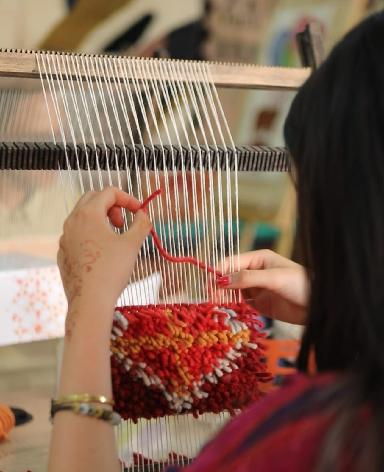 Manos a la obra: clase privada de tejido bereber en Marrakech