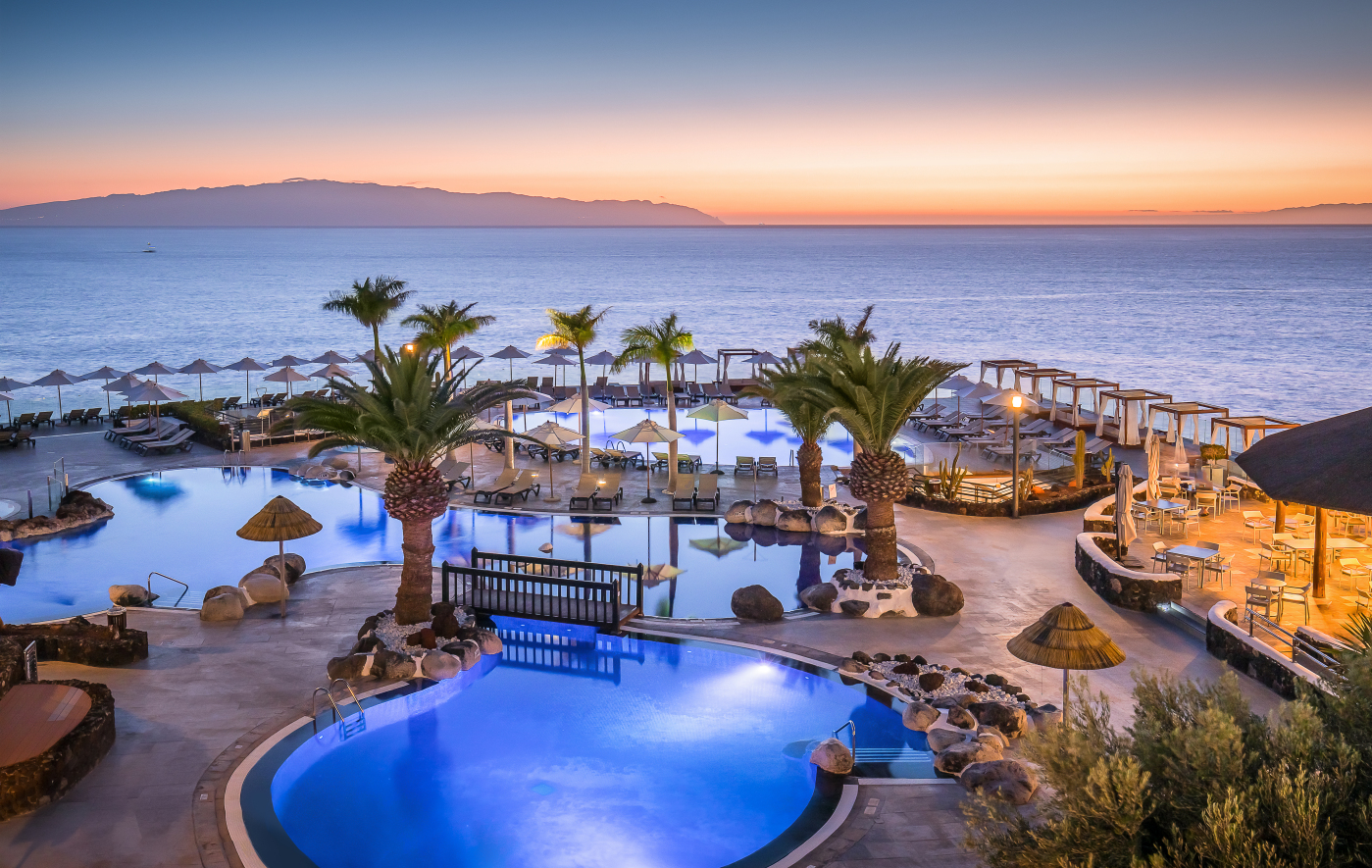 Day Pass at Barceló Santiago.