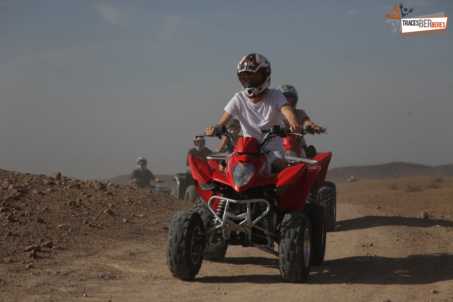 Paseo en quad de medio día en el desierto de Agafay