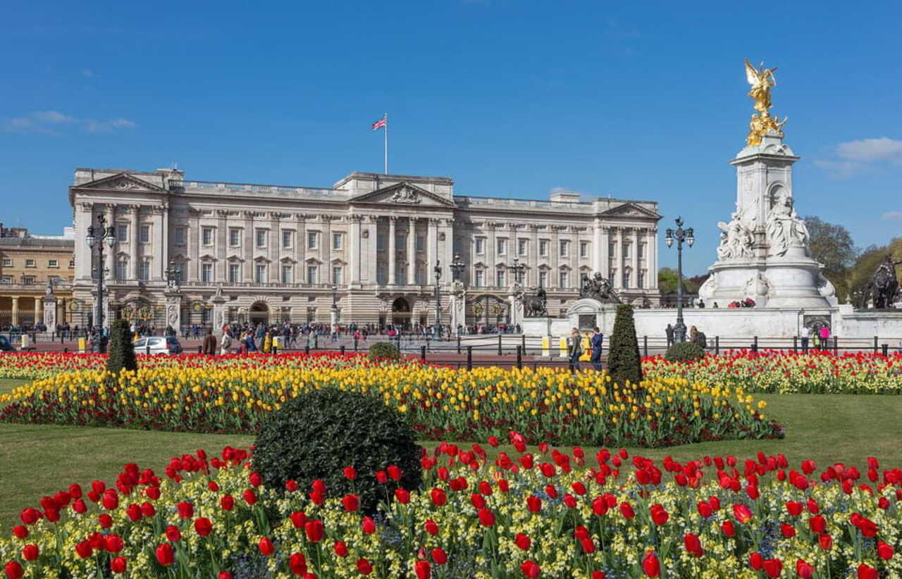 Londra: Nöbet Değişimi ve Kraliyet Sarayları Grup Yürüyüş Turu