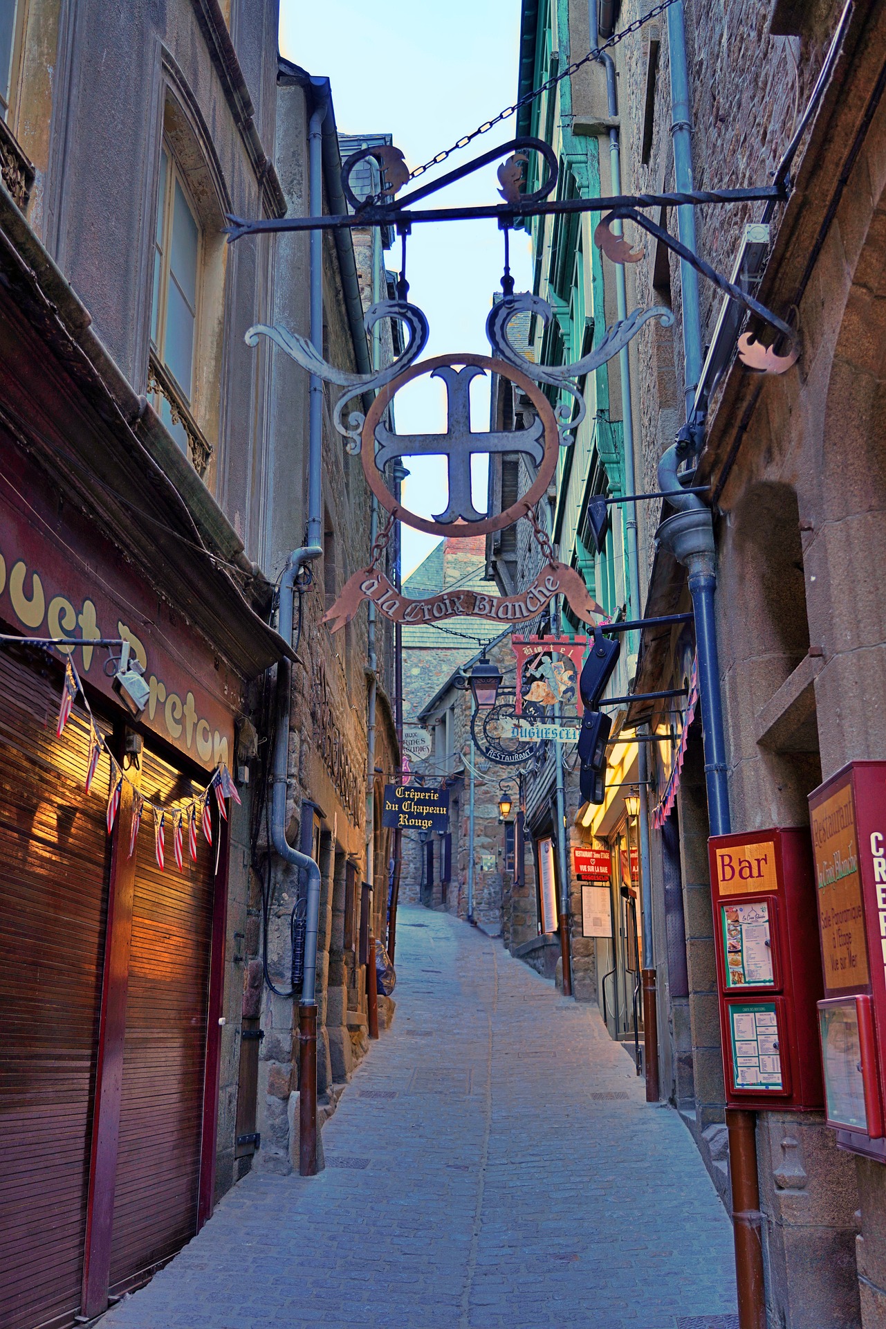 MONT-SAINT-MICHEL One Day Trip - driver  - Photo 5