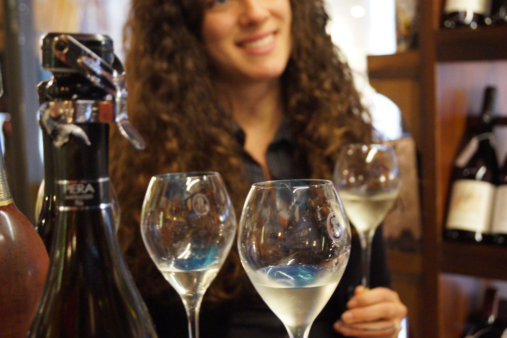 Sparkling Wine and Italian Prosecco Tasting Experience - Photo 2