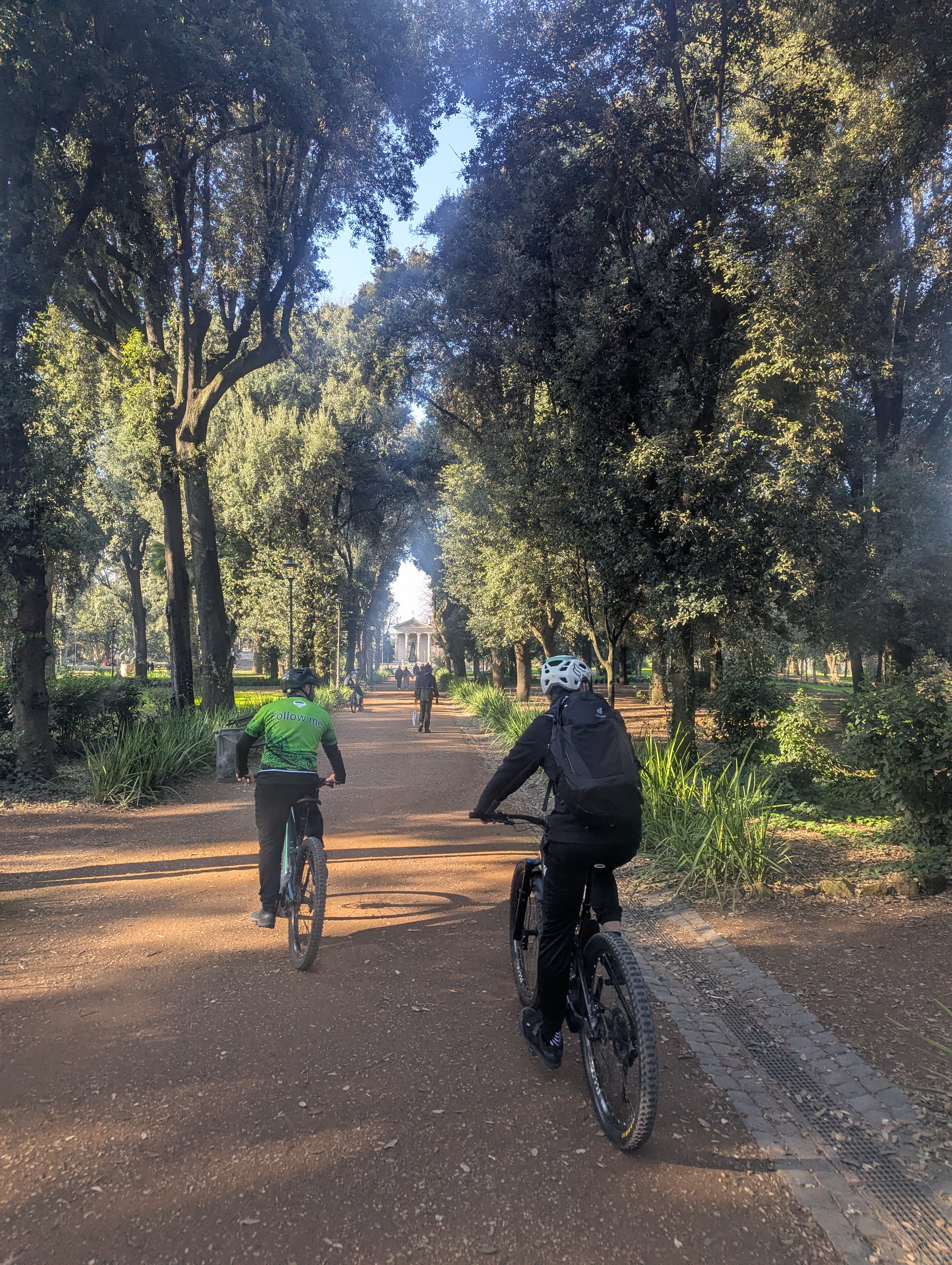 Unexpected Rome: cycle between Villa Borghese and Villa Ada, discover the magic of the Coppedè district - Photo 11