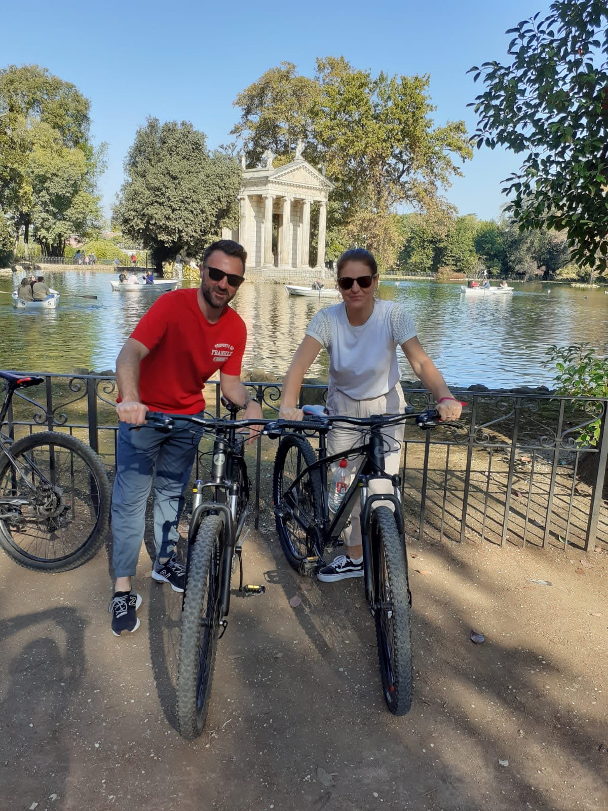 Unexpected Rome: cycle between Villa Borghese and Villa Ada, discover the magic of the Coppedè district - Photo 4