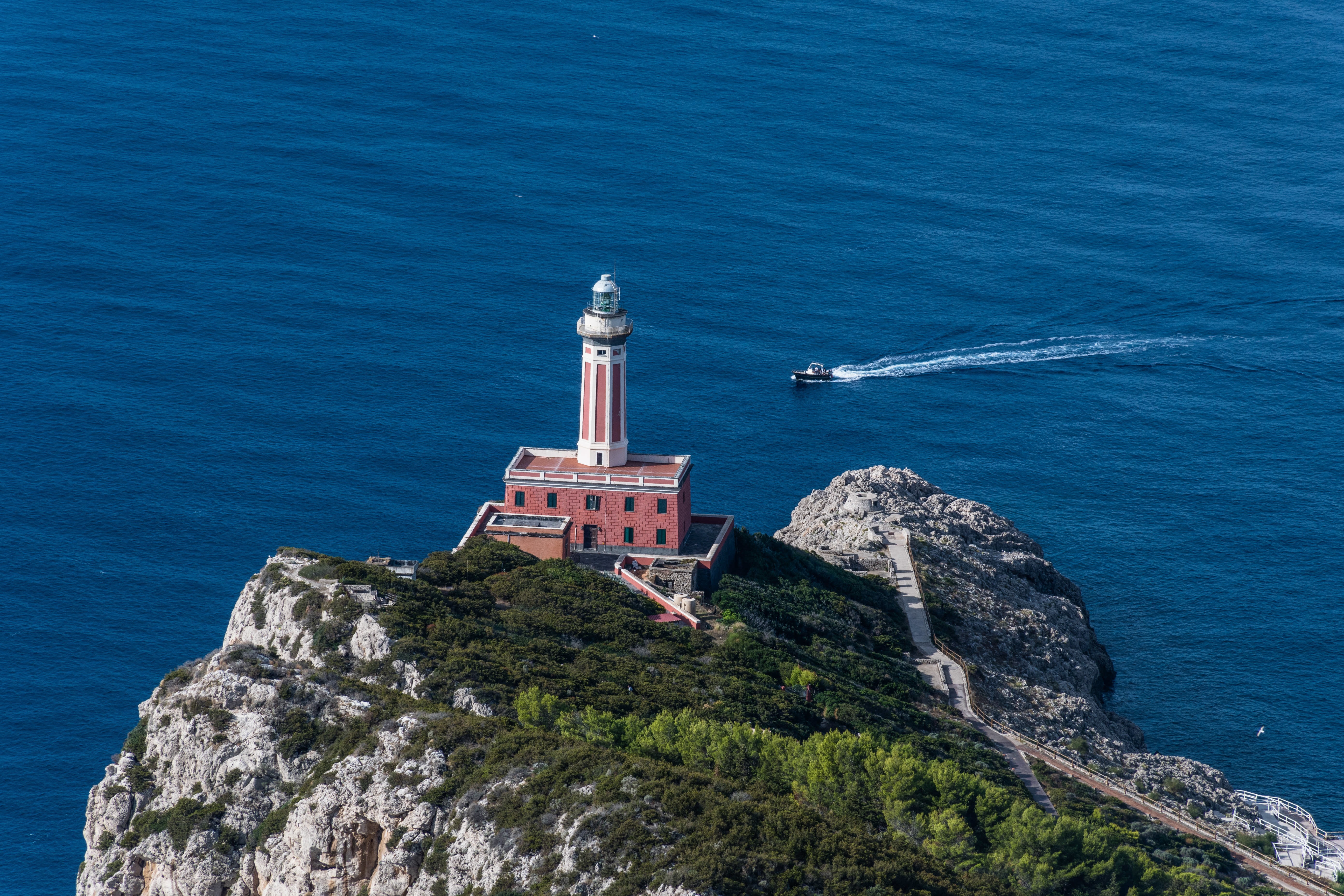 Capri Walking & Discovery Tour with Local Guide - Photo 9