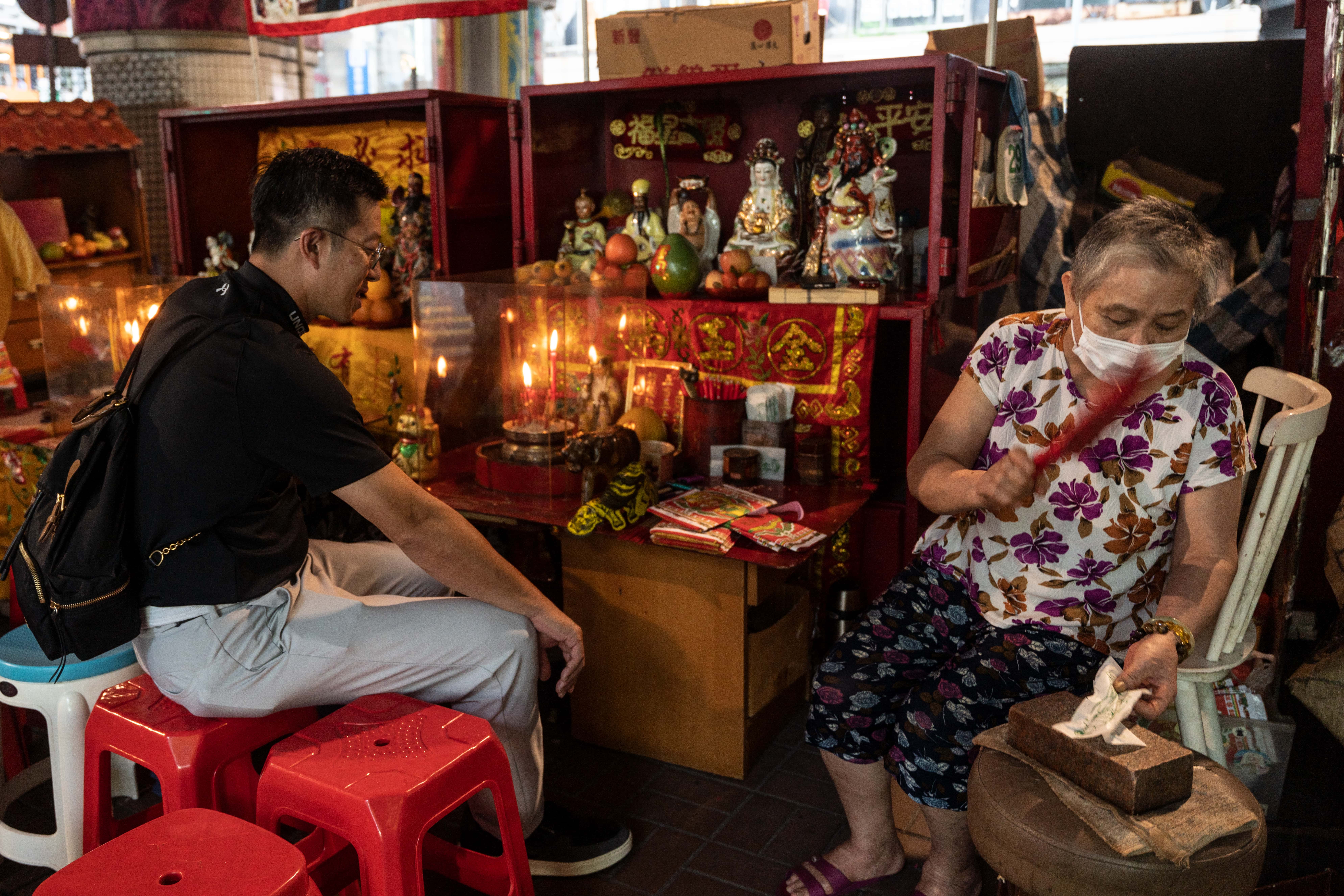 Hong Kong Night Guided Tour in Private Service - Accommodations in Hong Kong