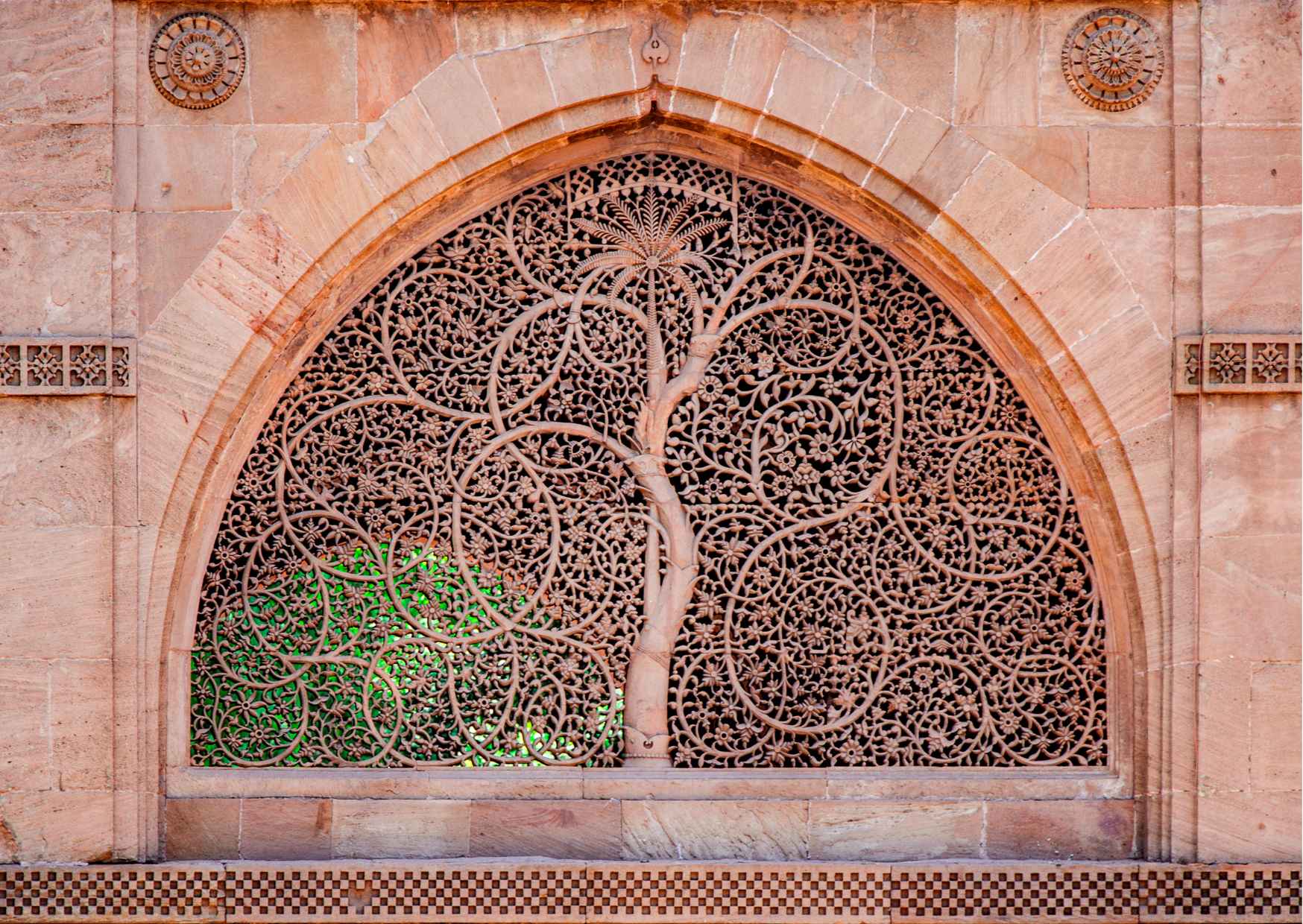 Spiritual Trails of Ahmedabad (2 Hours Guided Temples Walking Tour) - Photo 8