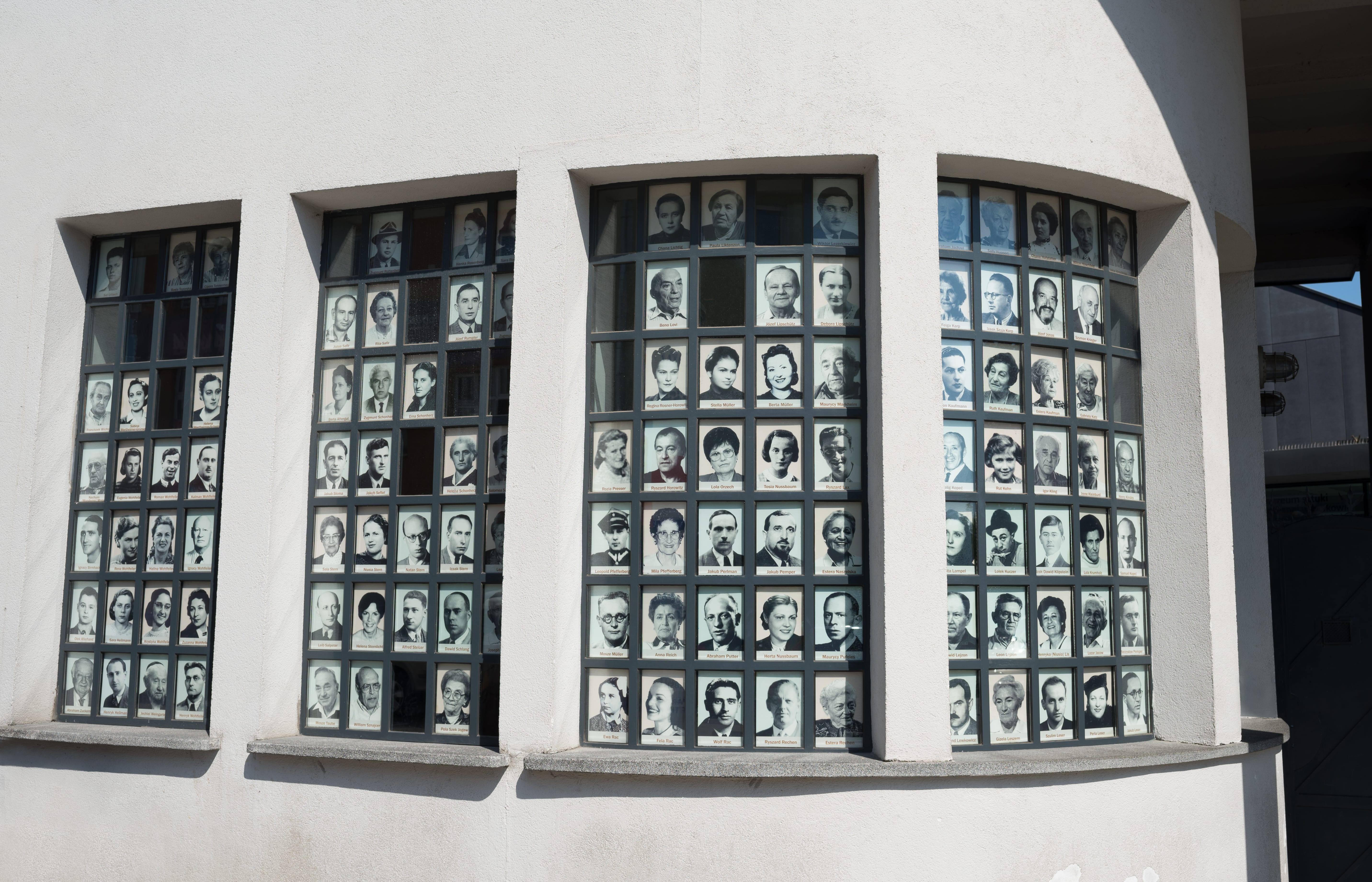 Krakow: Schindler's Factory & Ghetto & Plaszow CC Guided Tour