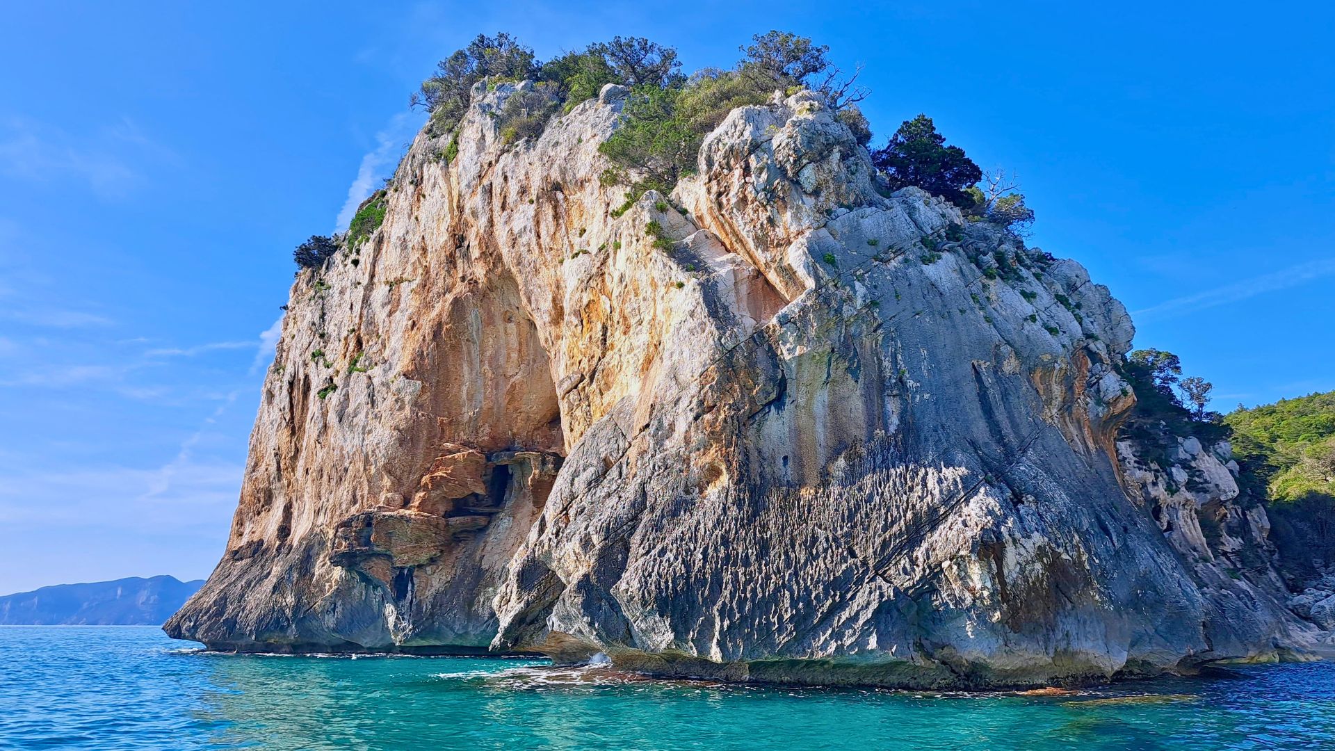 From Cala Gonone: dinghy trip in the Gulf of Orosei  - Photo 23