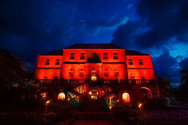 Tour nocturno embrujado por la gran casa Rose Hall: la legendaria experiencia fantasma de Montego Bay