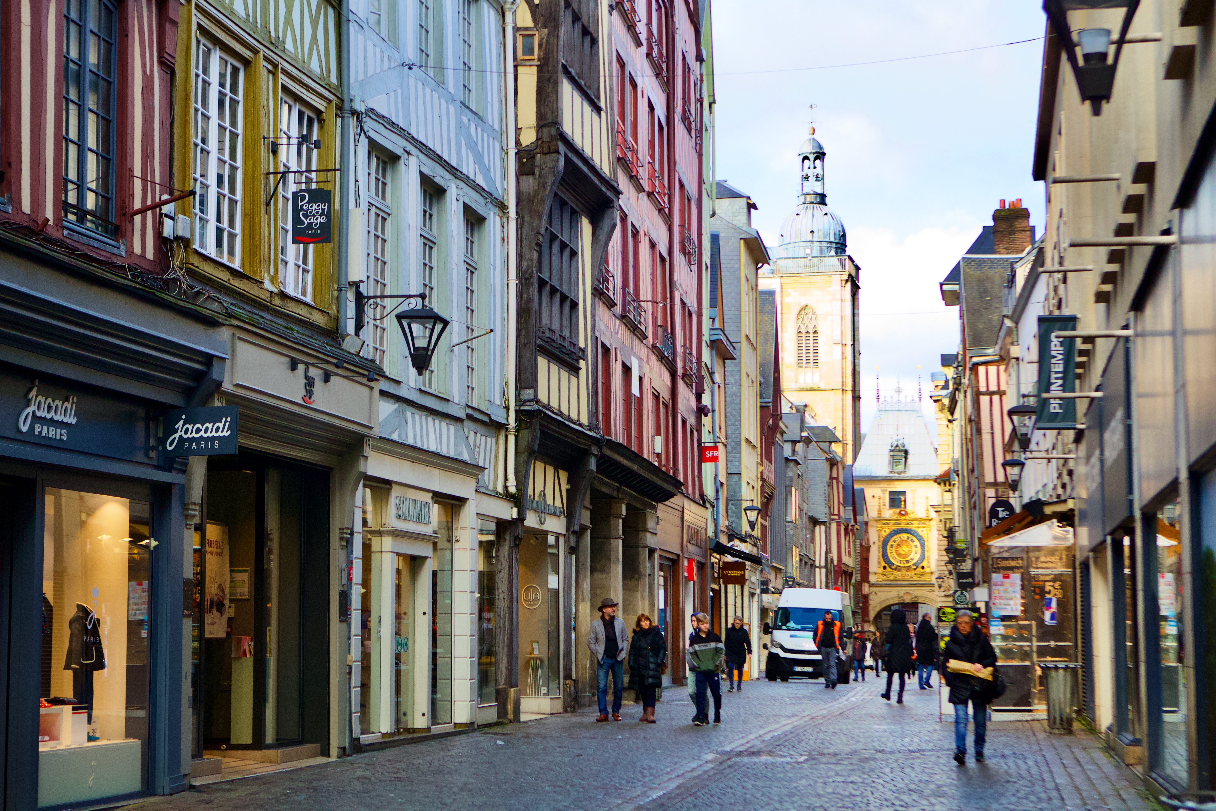 Private Normandy Rouen, Honfleur, Etretat Day trip from Paris. - Photo 26