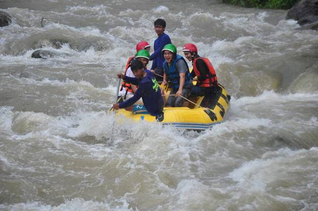 PHUKET-PHANG NGA: Únase al tour Día completo Rafting en rápidos 5 km. Tirolesa 150 M. Bahía de Phang Nga con almuerzo - Foto 2