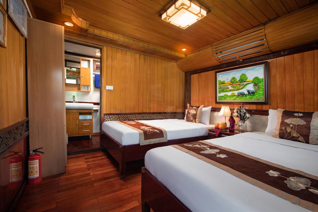 Halong Bay Budget Overnight Cruise ( 2 days 1 night) – Image 1 | WeShare