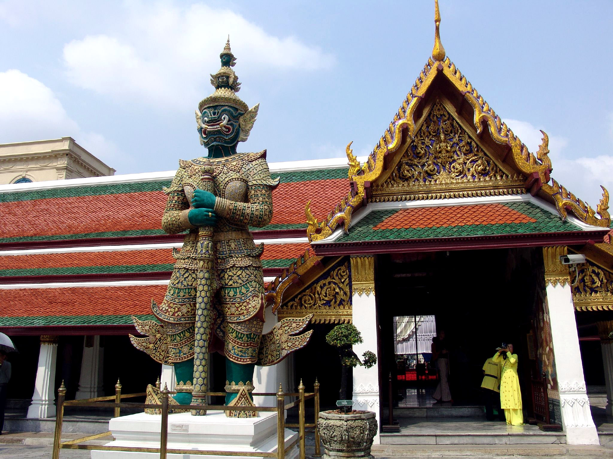 Grand Palace with Wat Phra Kaew Private Tour