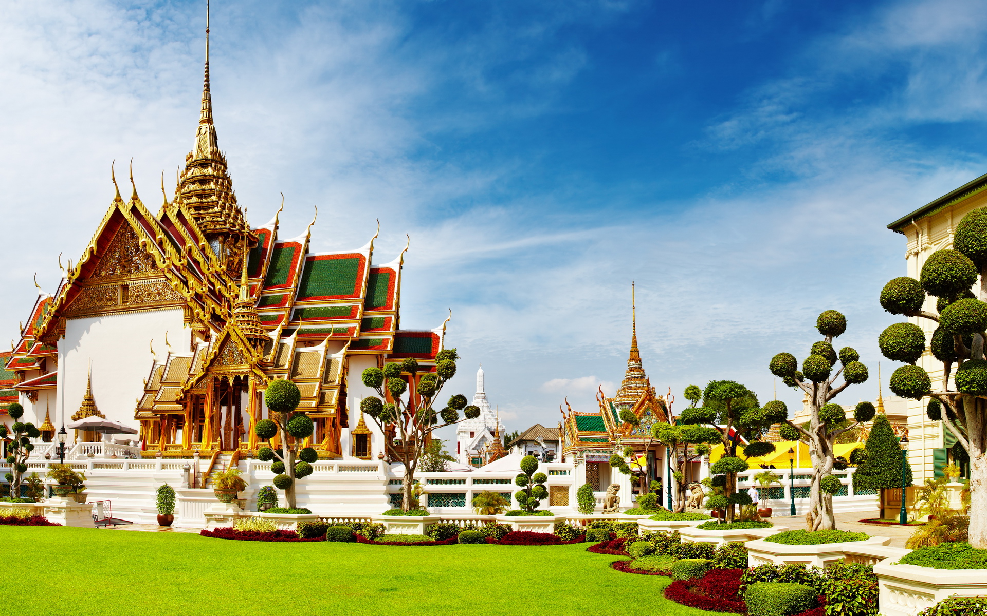 Grand Palace with Wat Phra Kaew Private Tour