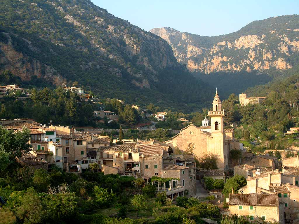  Palma de Mallorca and Valldemossa – Small-Group Shore Excursion - Photo 5