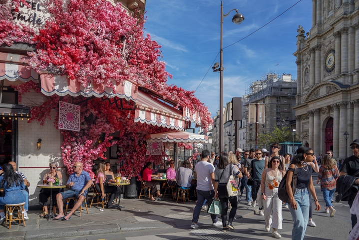 Le Marias & Cruise Combo with Hop-On Hop-Off Tours – Image 3 | WeShare