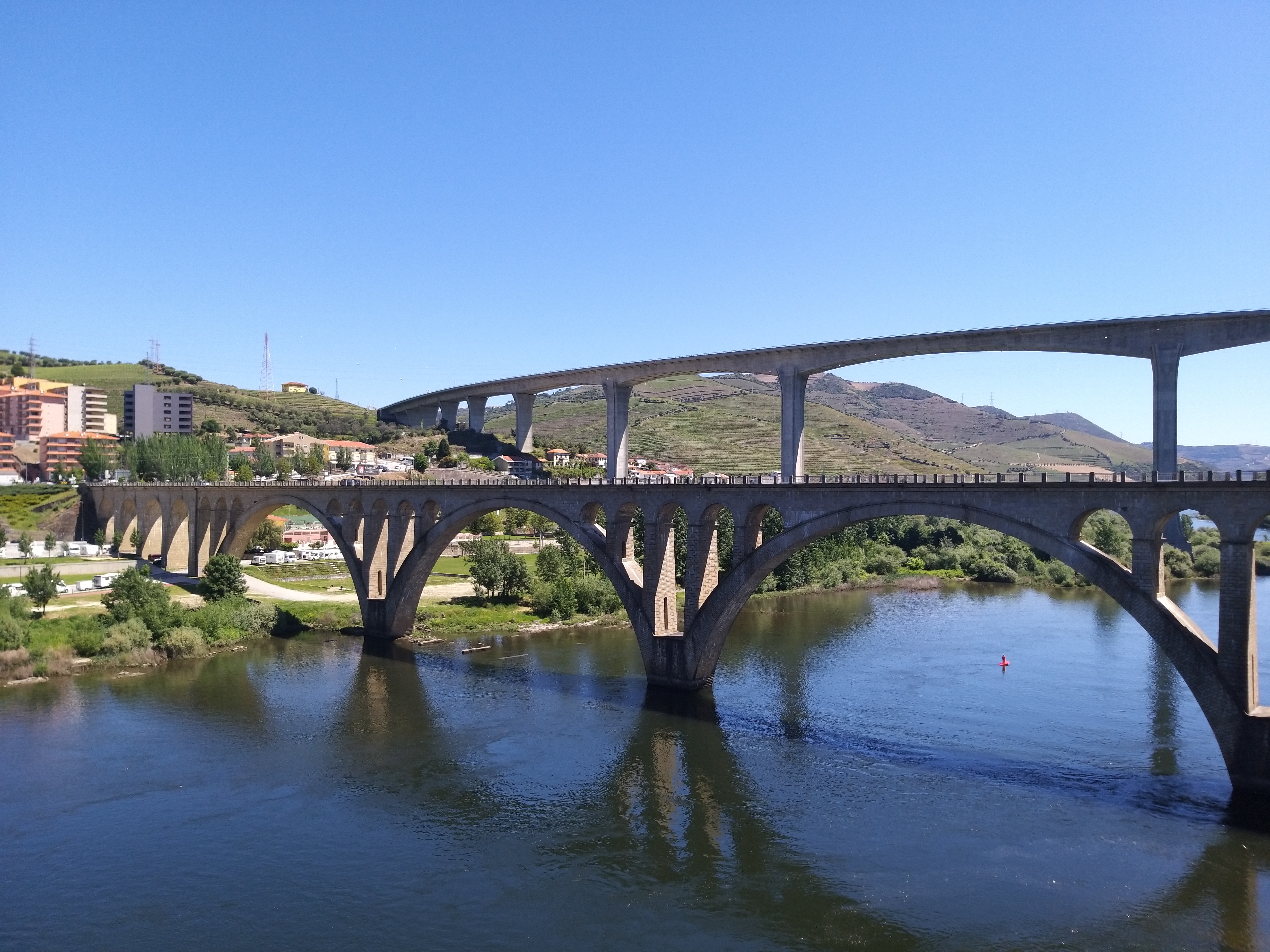 Private car transfer from Porto to Pinhão - Photo 3